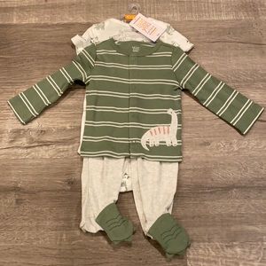 ⭐️⭐️2 Piece Boy’s Outfit with Onesie - NWT!